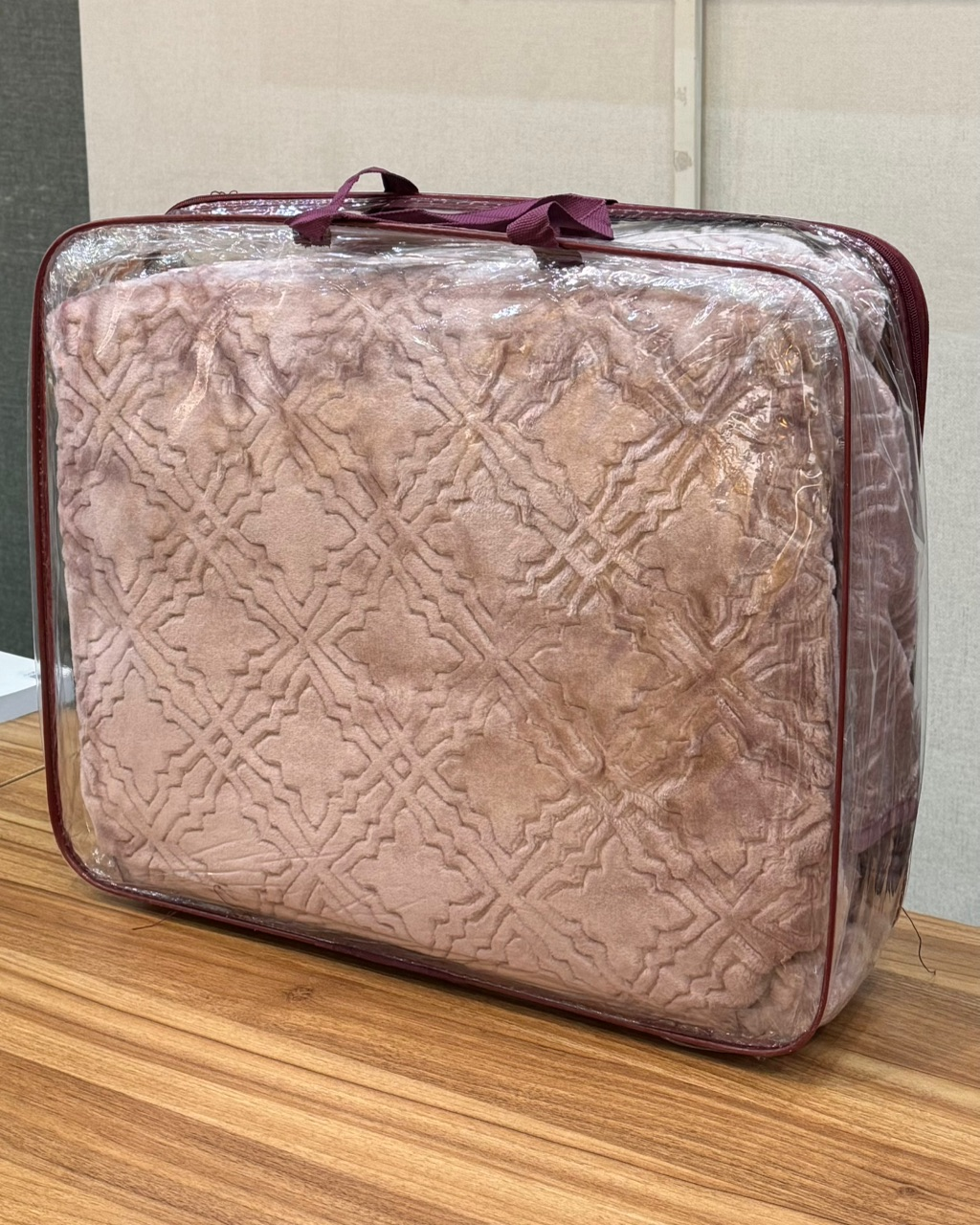 پتو "دو نفره" گلبافت برجسته مدل نرمینه