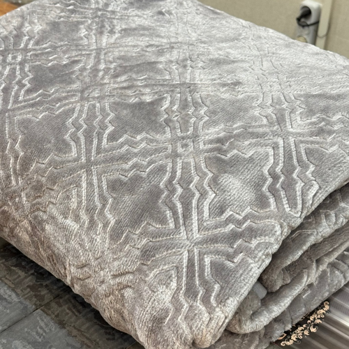 پتو "یک نفره" گلبافت برجسته مدل نرمینه