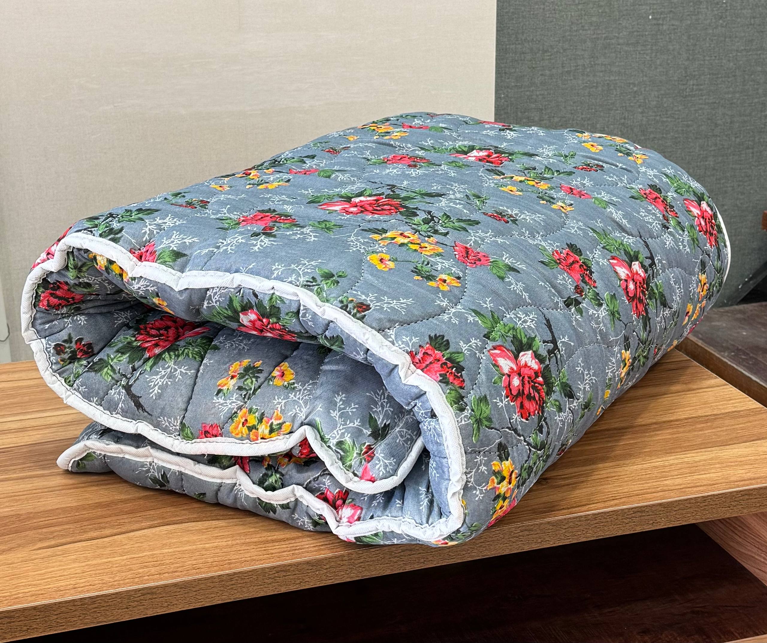 تشک مهمان با لایه آکاردئونی سفید مدل 1465