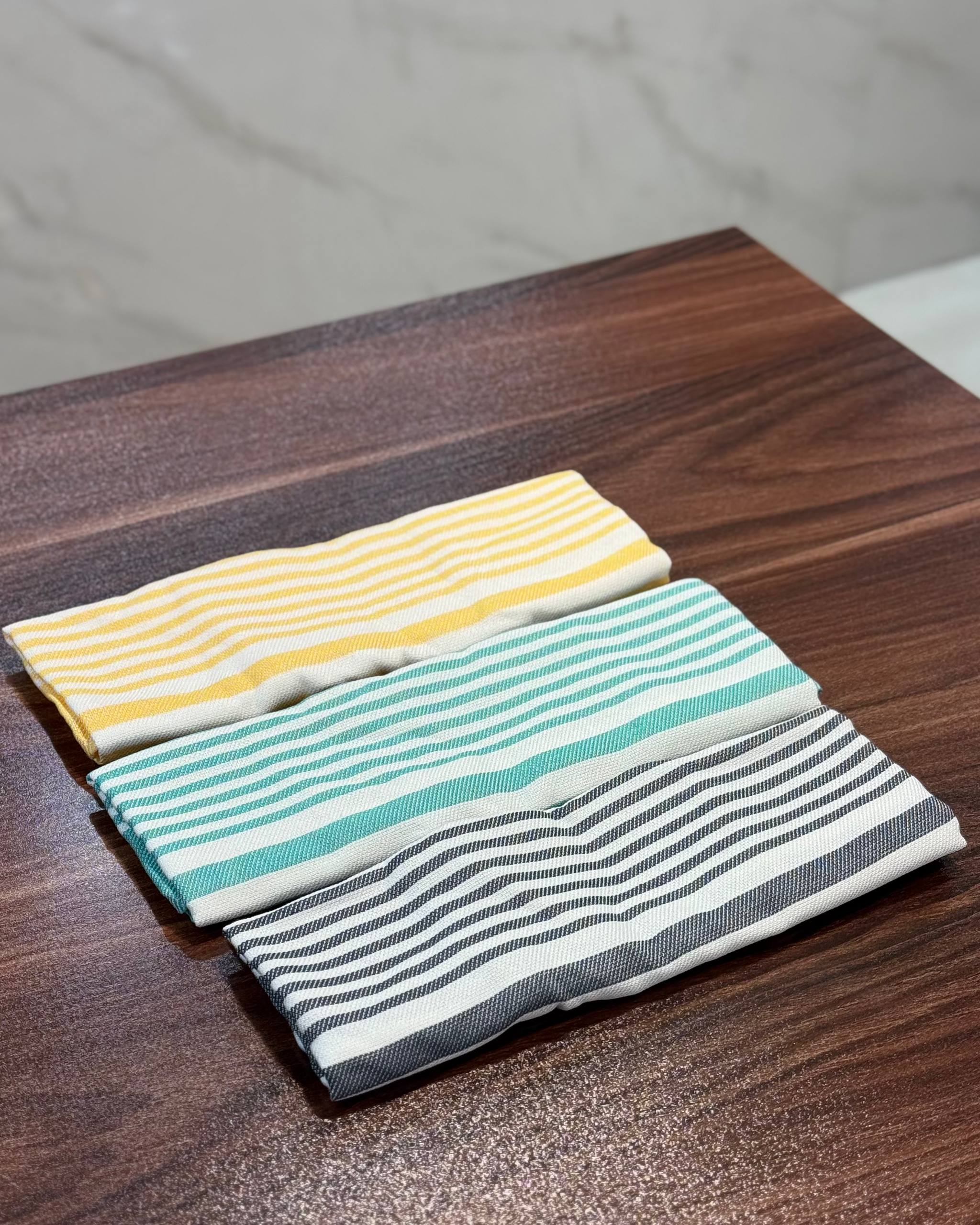 حوله دست و صورت نخی | محدود زیر قیمت تولید